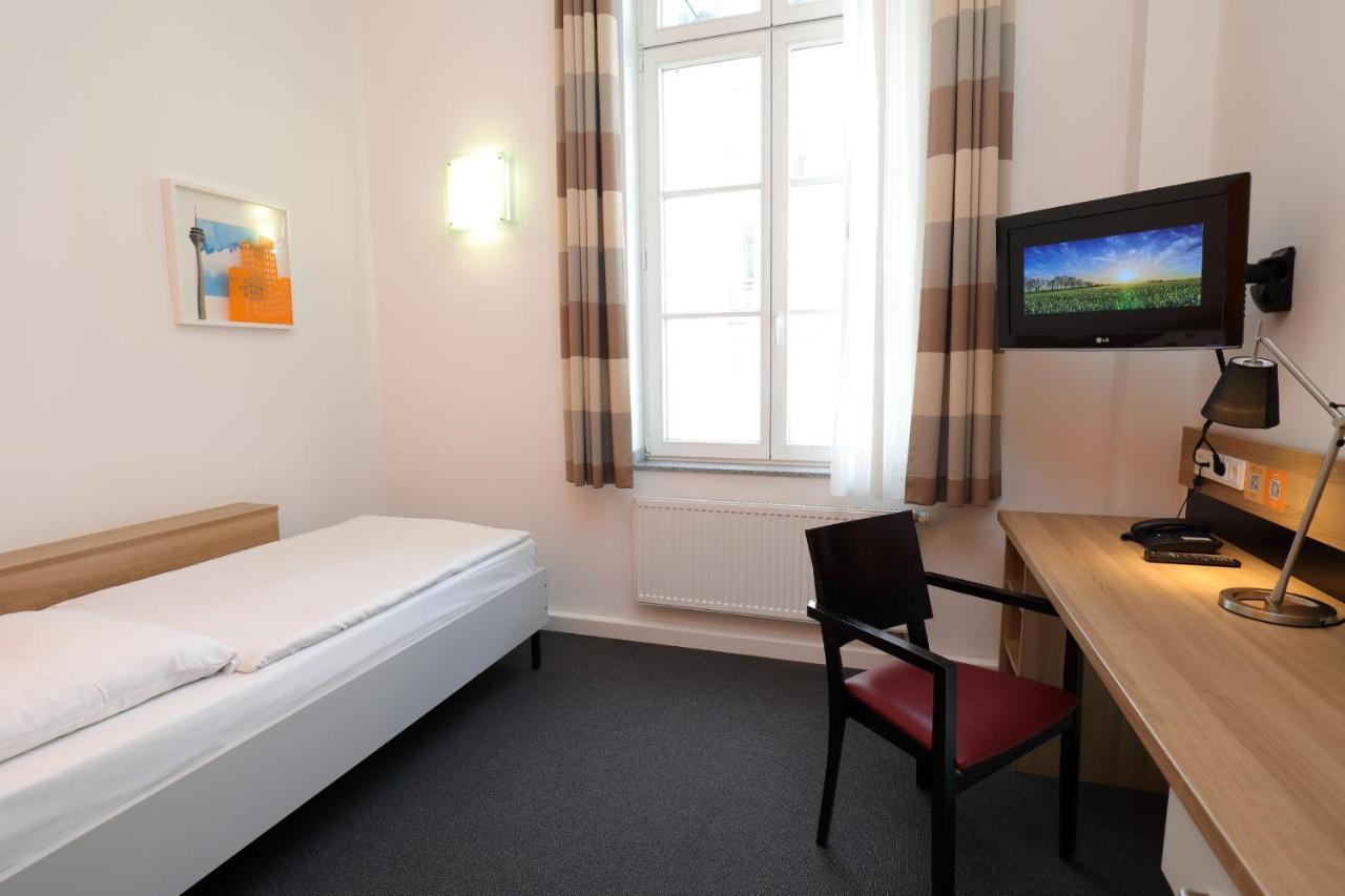 Townhouse Duesseldorf 아파트 호텔 외부 사진